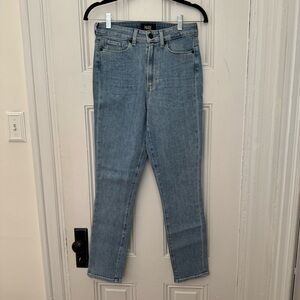 Never Worn Paige Skinny Jeans Size 27